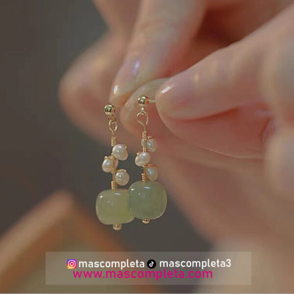 Aretes en Perlas Verdes - Imagen 3